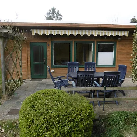 Lägenhet Ferienbungalow Am Birkenwaeldchen *